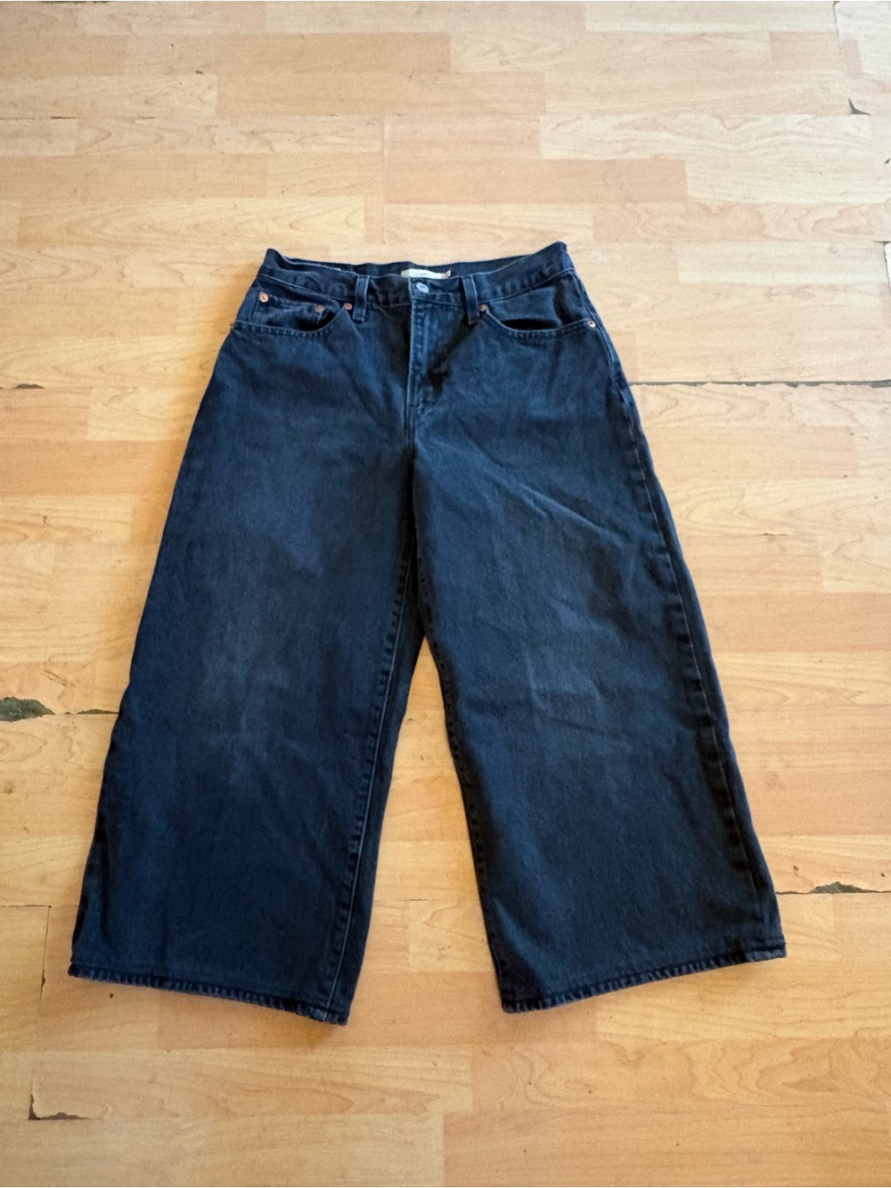 LEVI’S XL Straigth Wide Leg Black Wash Jeans Size 28 Women Casual AE13